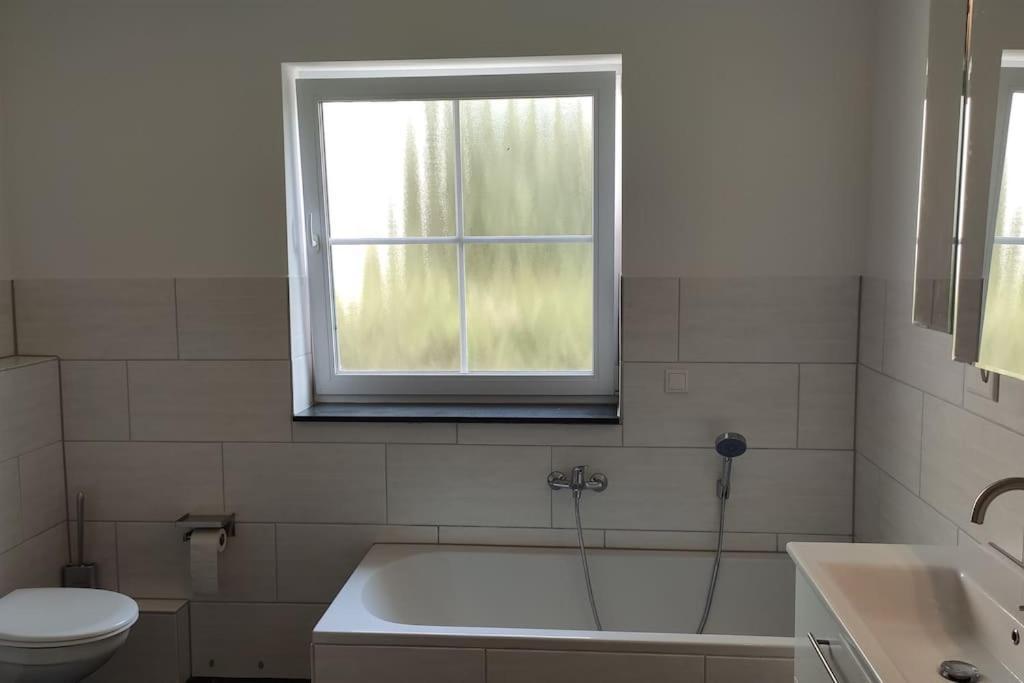 אודנטל Neue 90 Qm 2-Zimmerwohnung Naehe Koeln מראה חיצוני תמונה